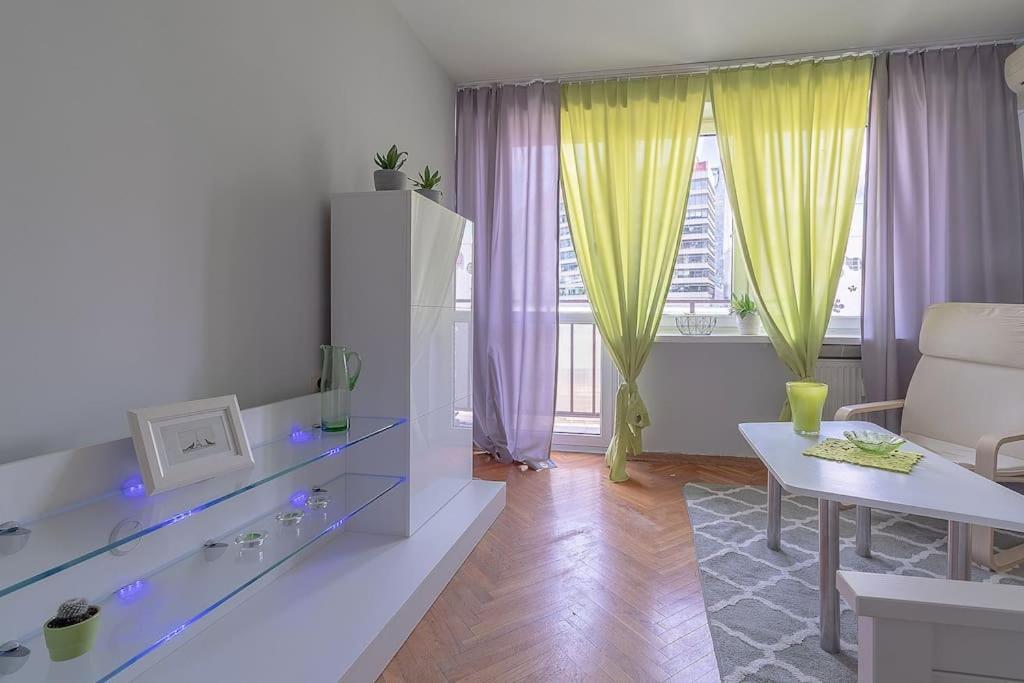 Central Station Gold Street Apartment Varsavia Esterno foto